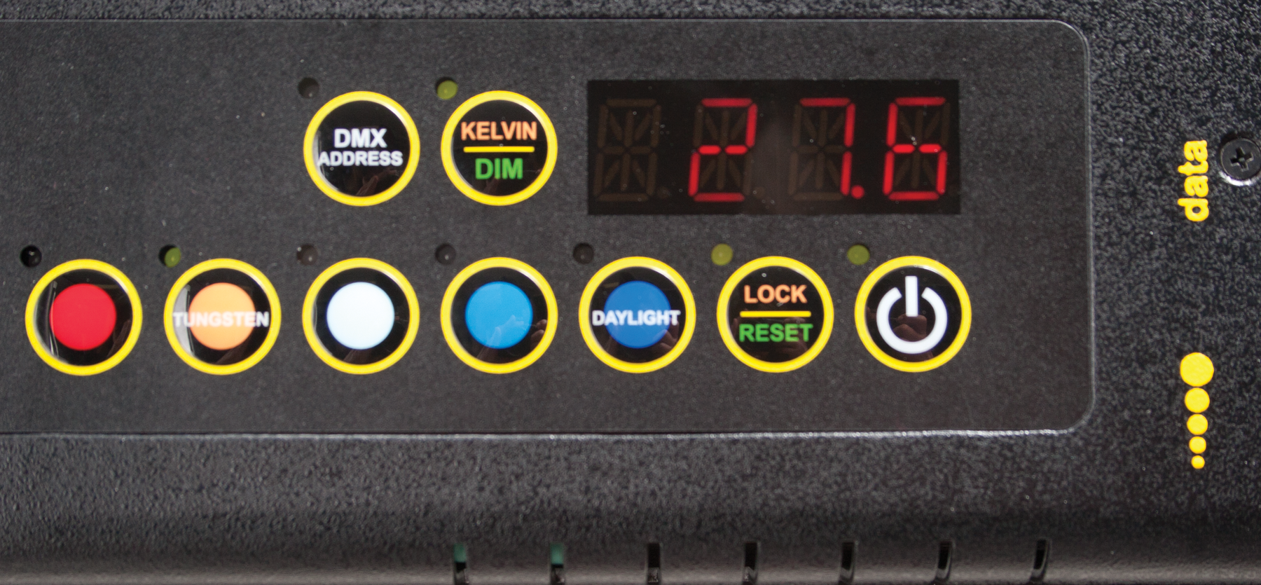 Kino Flo Celeb 200 DMX LED Review - Videomaker